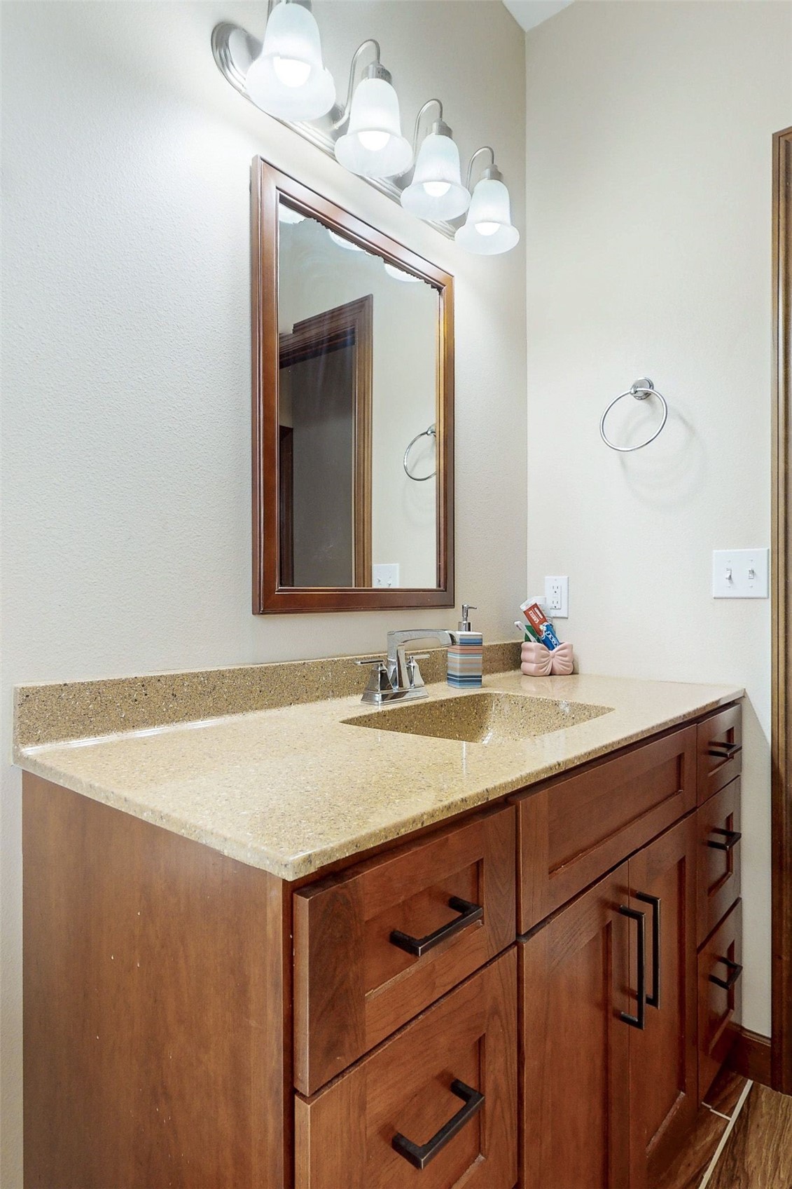 716 Tiburan Lane NE Cedar Rapids IA 52402