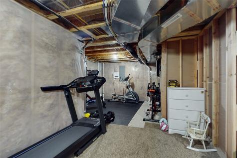 716 Tiburan Lane NE Cedar Rapids IA 52402