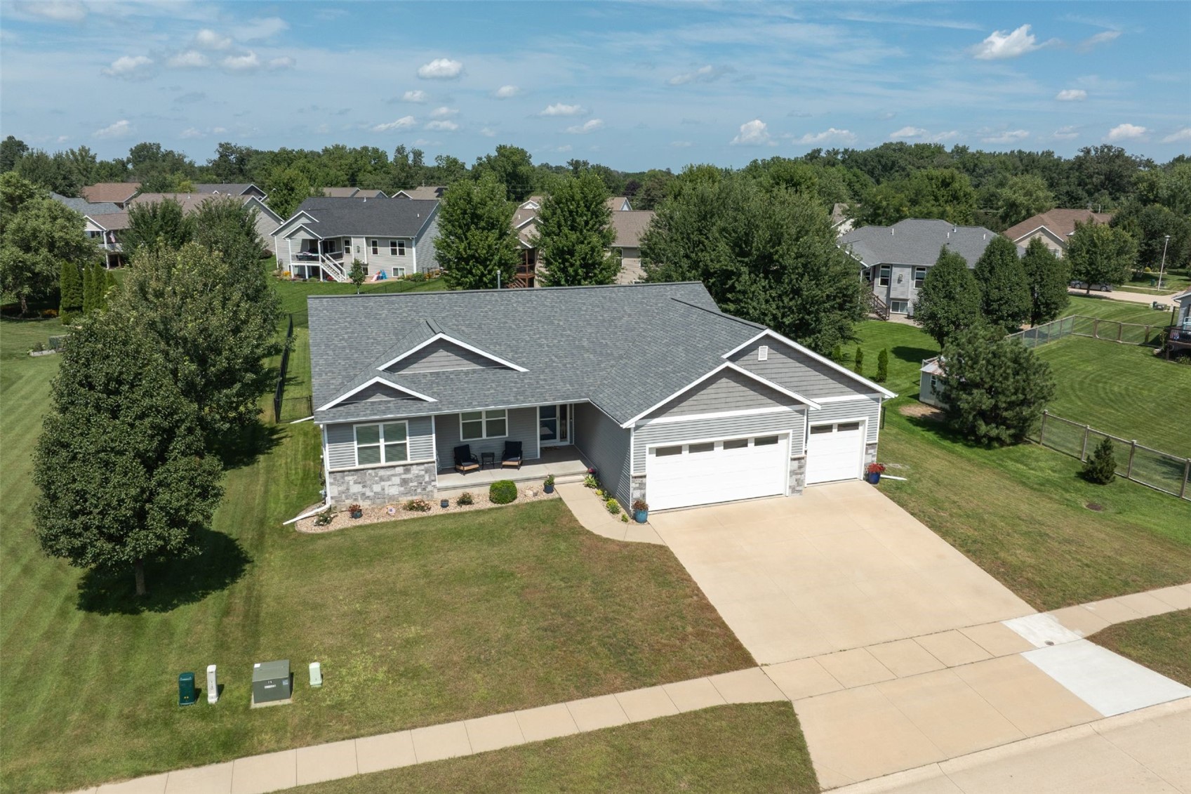 716 Tiburan Lane NE Cedar Rapids IA 52402