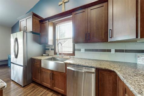 716 Tiburan Lane NE Cedar Rapids IA 52402