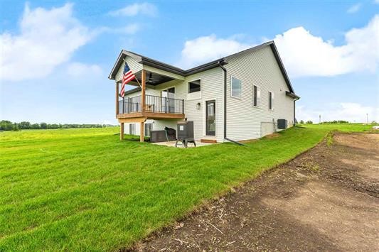 803 Irving Drive Solon IA 52333
