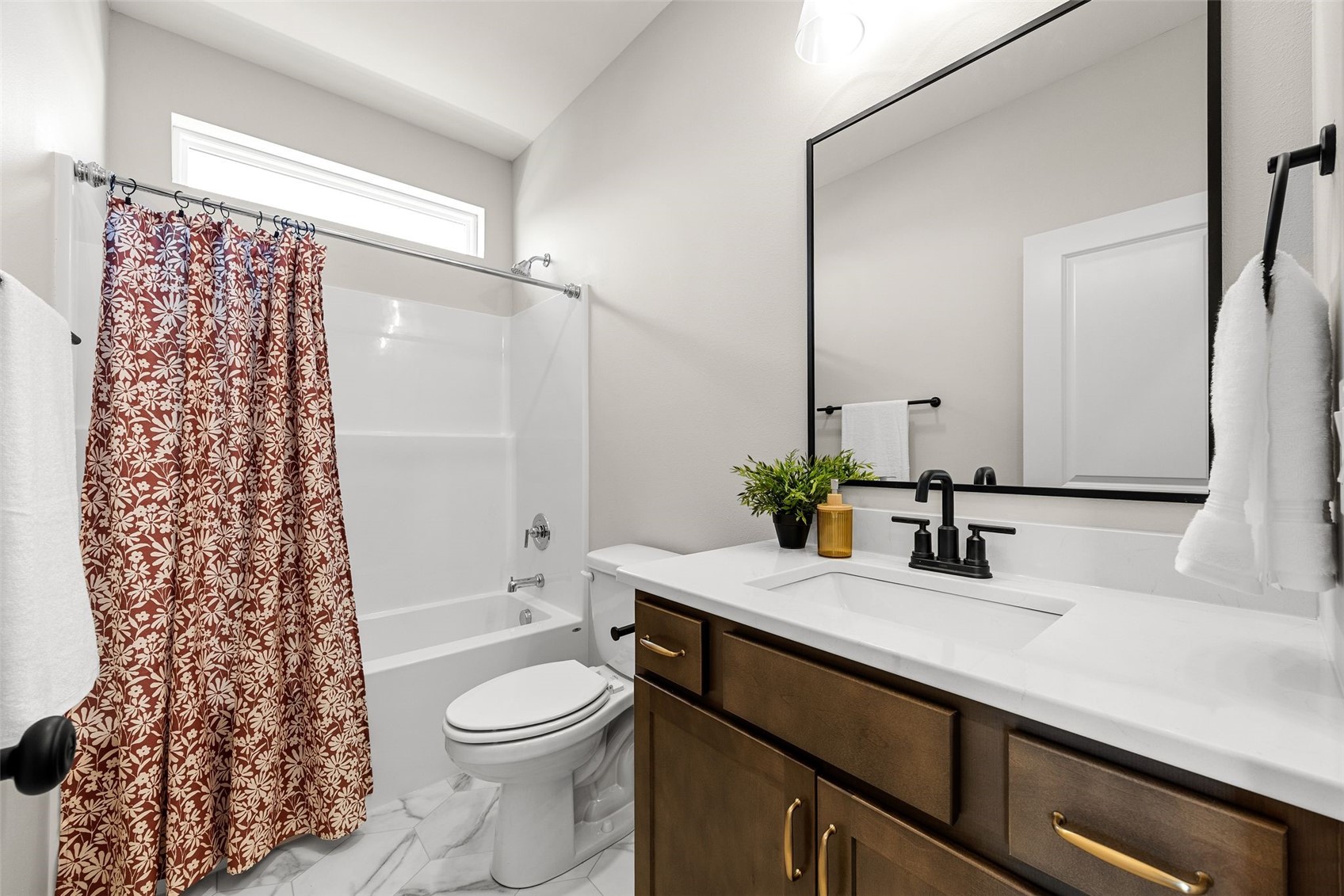 6916 Rock Wood Drive SW Cedar Rapids IA 52404