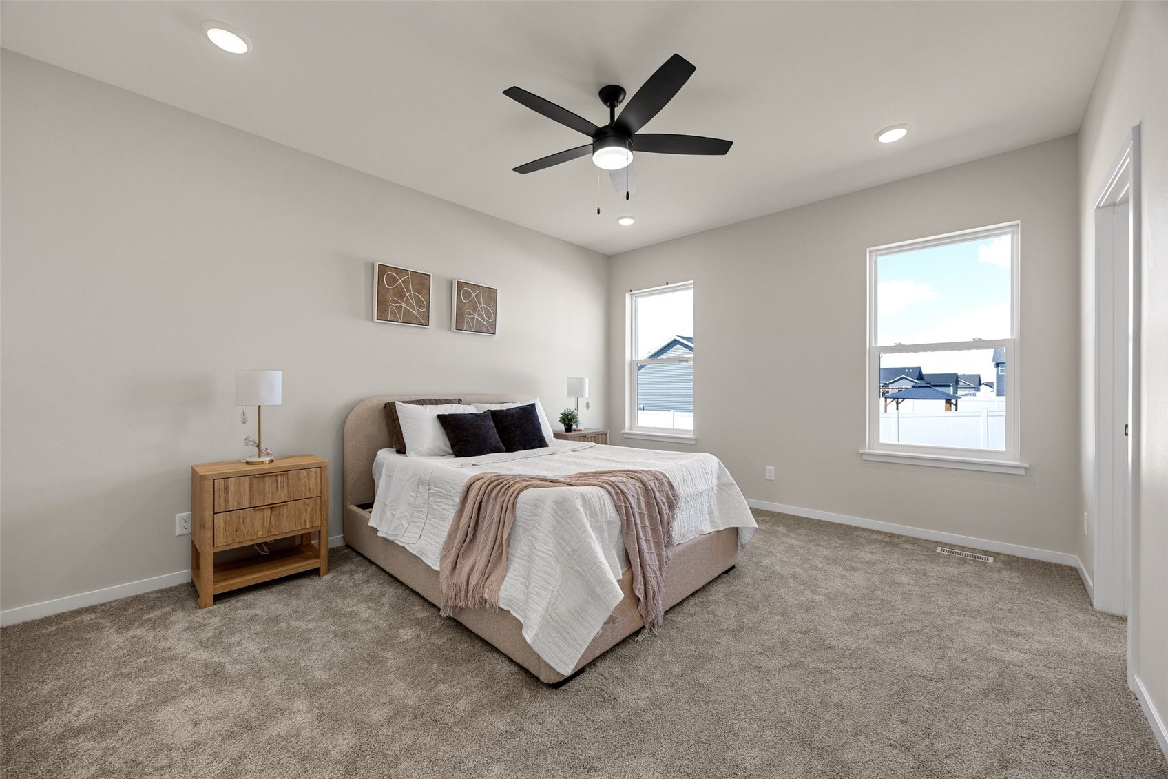 6916 Rock Wood Drive SW Cedar Rapids IA 52404