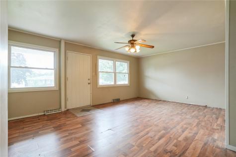 4641 Danbury Street NE Cedar Rapids IA 52402