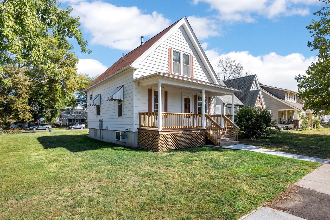 1733 2nd Street SW Cedar Rapids IA 52404