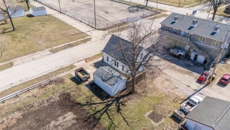 718 4th Street NW Cedar Rapids IA 52405