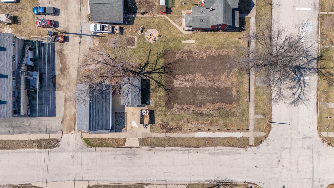718 4th Street NW Cedar Rapids IA 52405