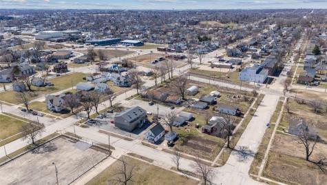 718 4th Street NW Cedar Rapids IA 52405