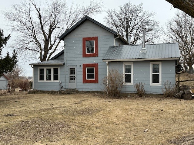 3011 Black Hawk Avenue Oxford IA 52322