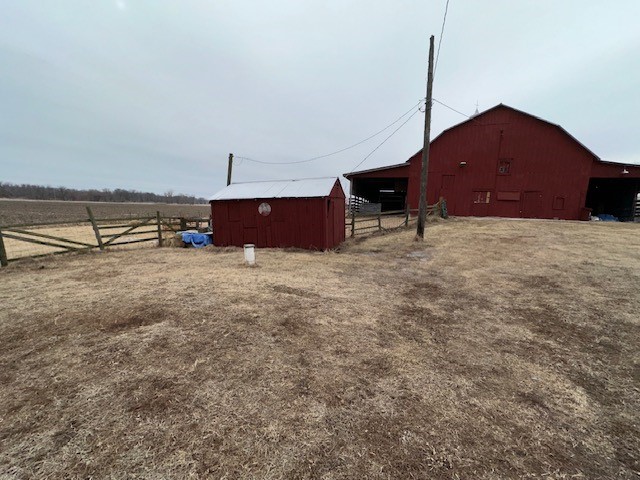 3011 Black Hawk Avenue Oxford IA 52322