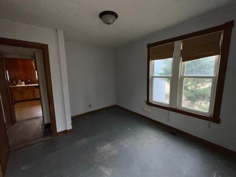 3011 Black Hawk Avenue Oxford IA 52322