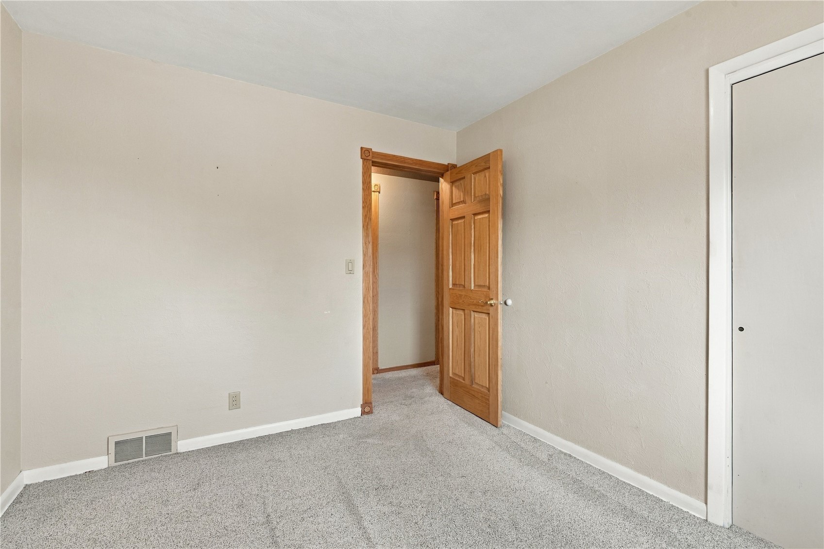 1508 Blanche Drive NW Cedar Rapids IA 52405