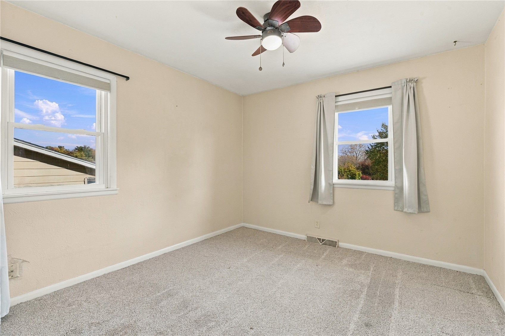 1508 Blanche Drive NW Cedar Rapids IA 52405