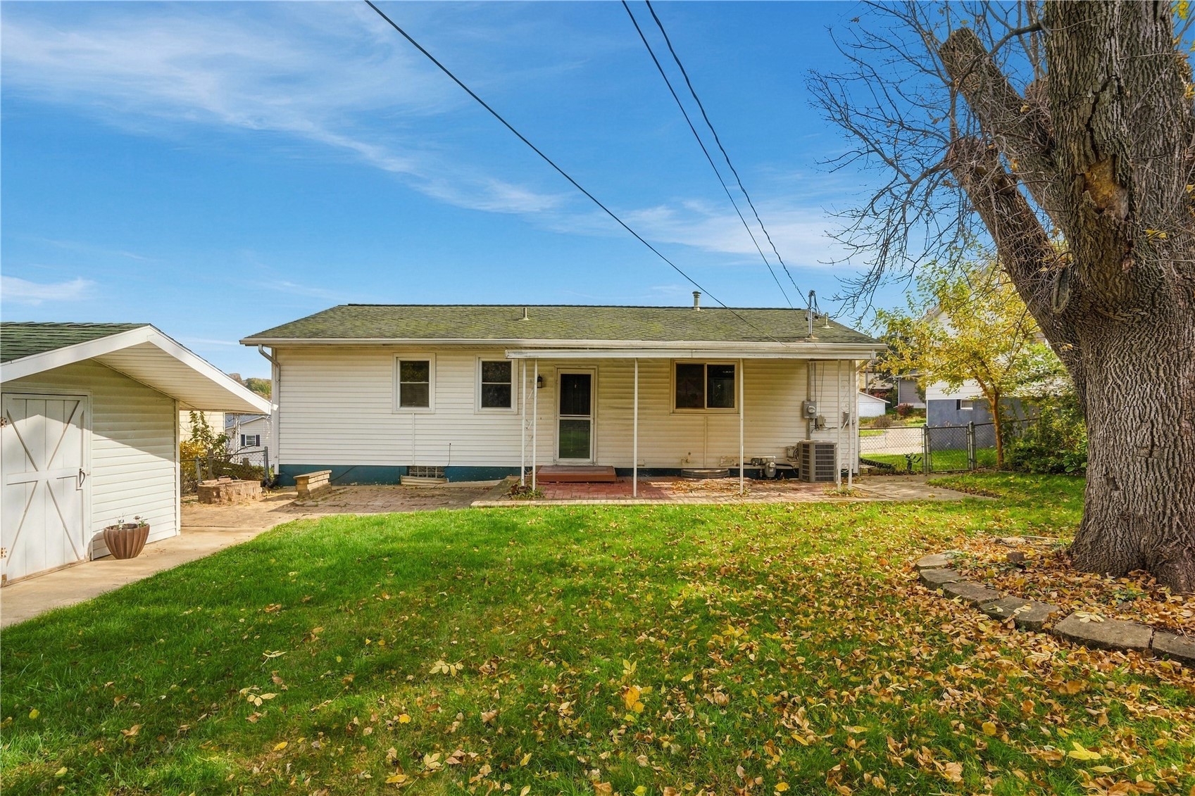 1508 Blanche Drive NW Cedar Rapids IA 52405