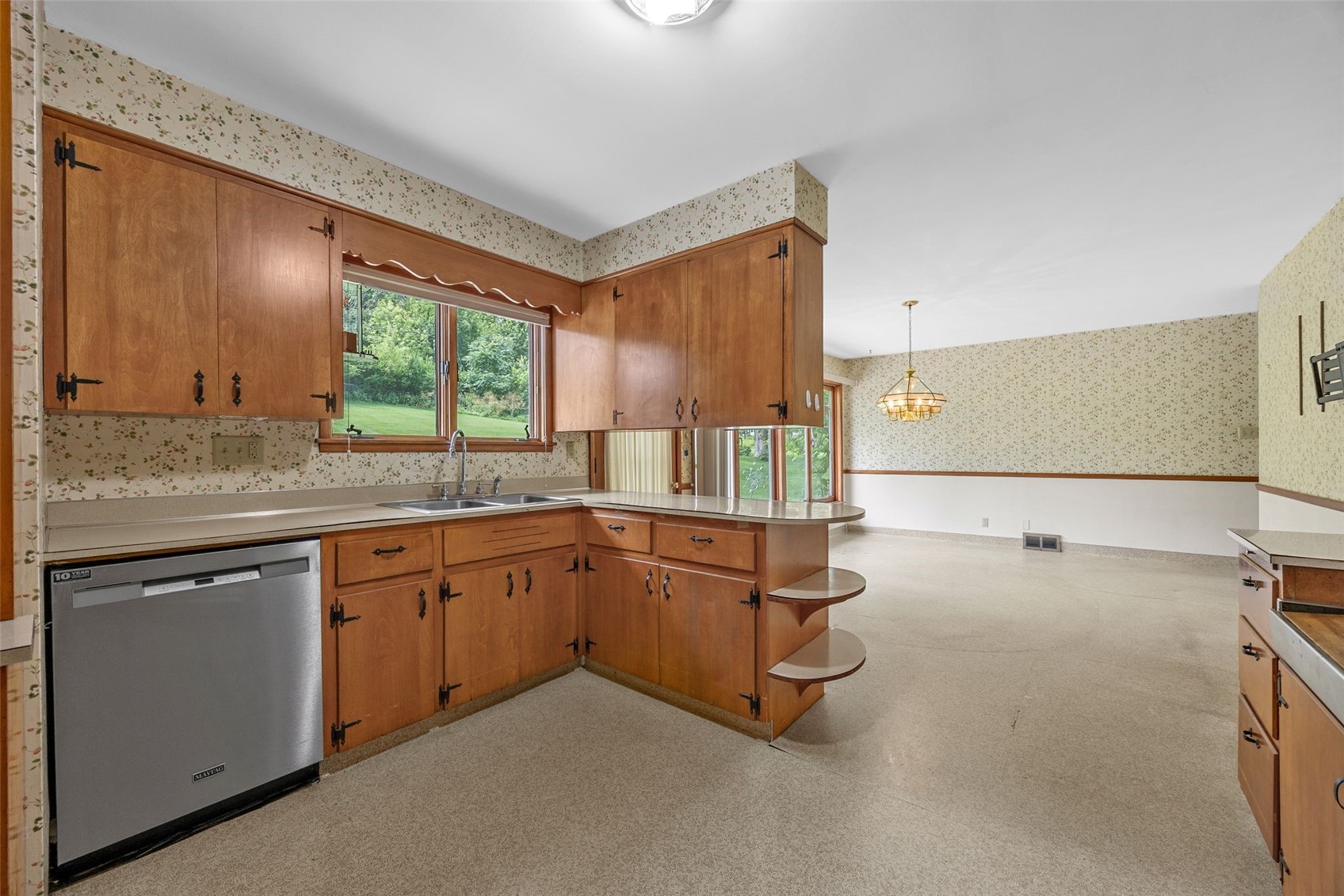 3813 Tomahawk Trail SE Cedar Rapids IA 52403