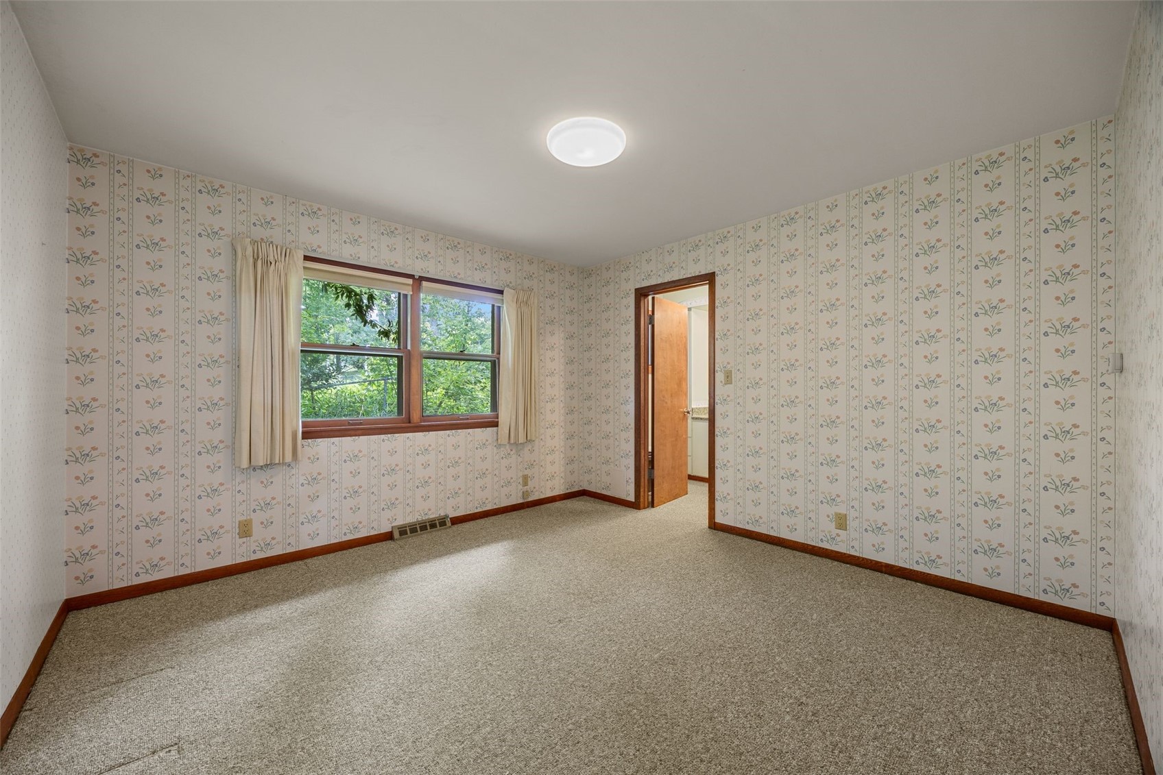 3813 Tomahawk Trail SE Cedar Rapids IA 52403
