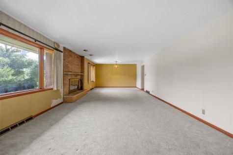 3813 Tomahawk Trail SE Cedar Rapids IA 52403