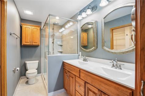 403 Wildflower Drive Fairfax IA 52228