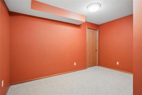 403 Wildflower Drive Fairfax IA 52228