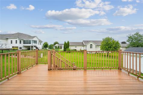 403 Wildflower Drive Fairfax IA 52228
