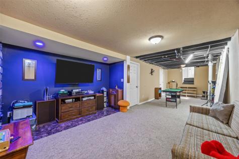 1062 G Avenue NW Cedar Rapids IA 52405