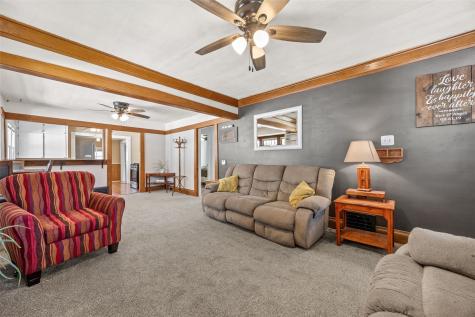 1062 G Avenue NW Cedar Rapids IA 52405