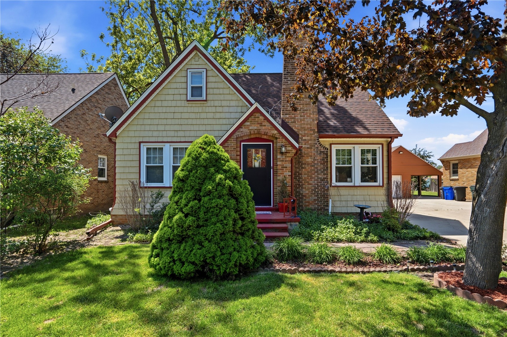 1017 26th Street SE Cedar Rapids IA 52403