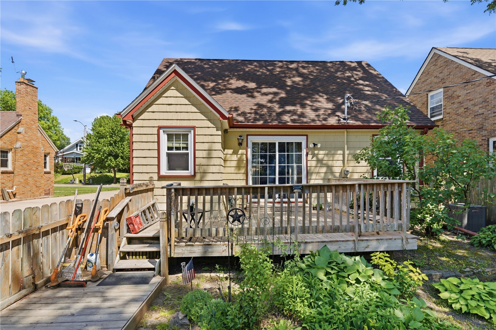 1017 26th Street SE Cedar Rapids IA 52403