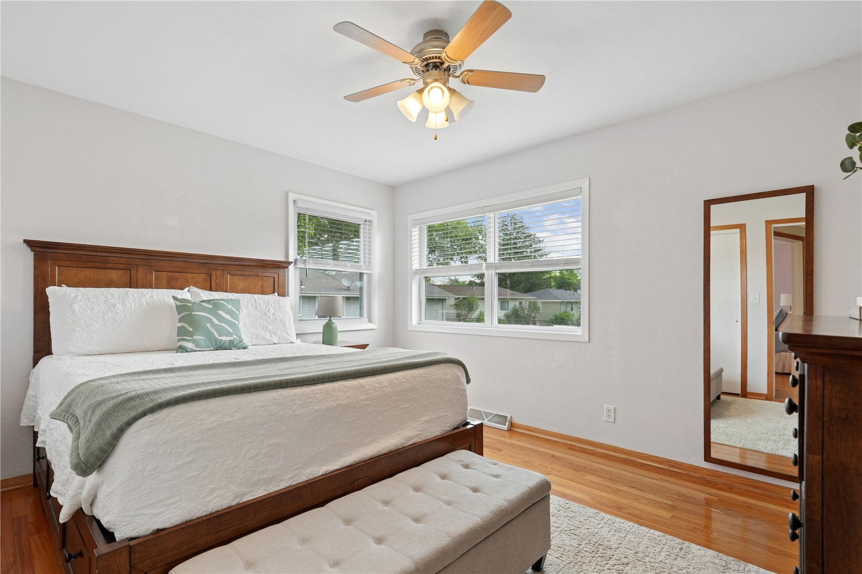 2713 Evelyn Drive SW Cedar Rapids IA 52404