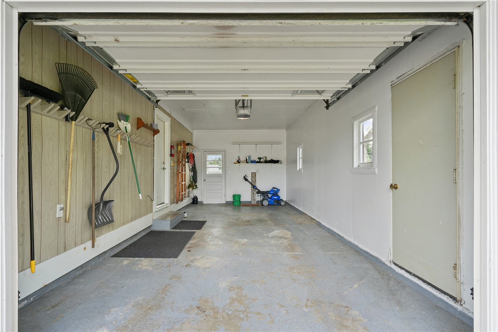 2713 Evelyn Drive SW Cedar Rapids IA 52404