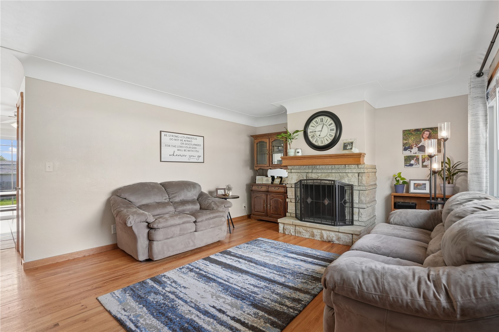 2713 Evelyn Drive SW Cedar Rapids IA 52404