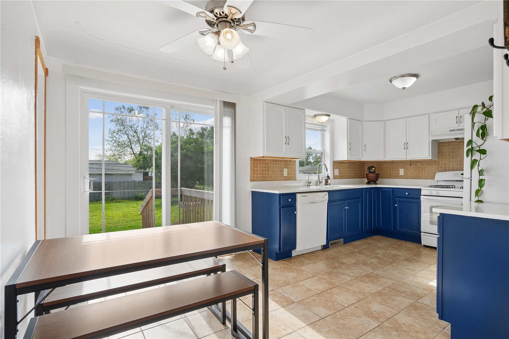 2713 Evelyn Drive SW Cedar Rapids IA 52404