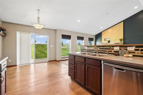 2114 Radcliffe Drive SW Cedar Rapids IA 52404