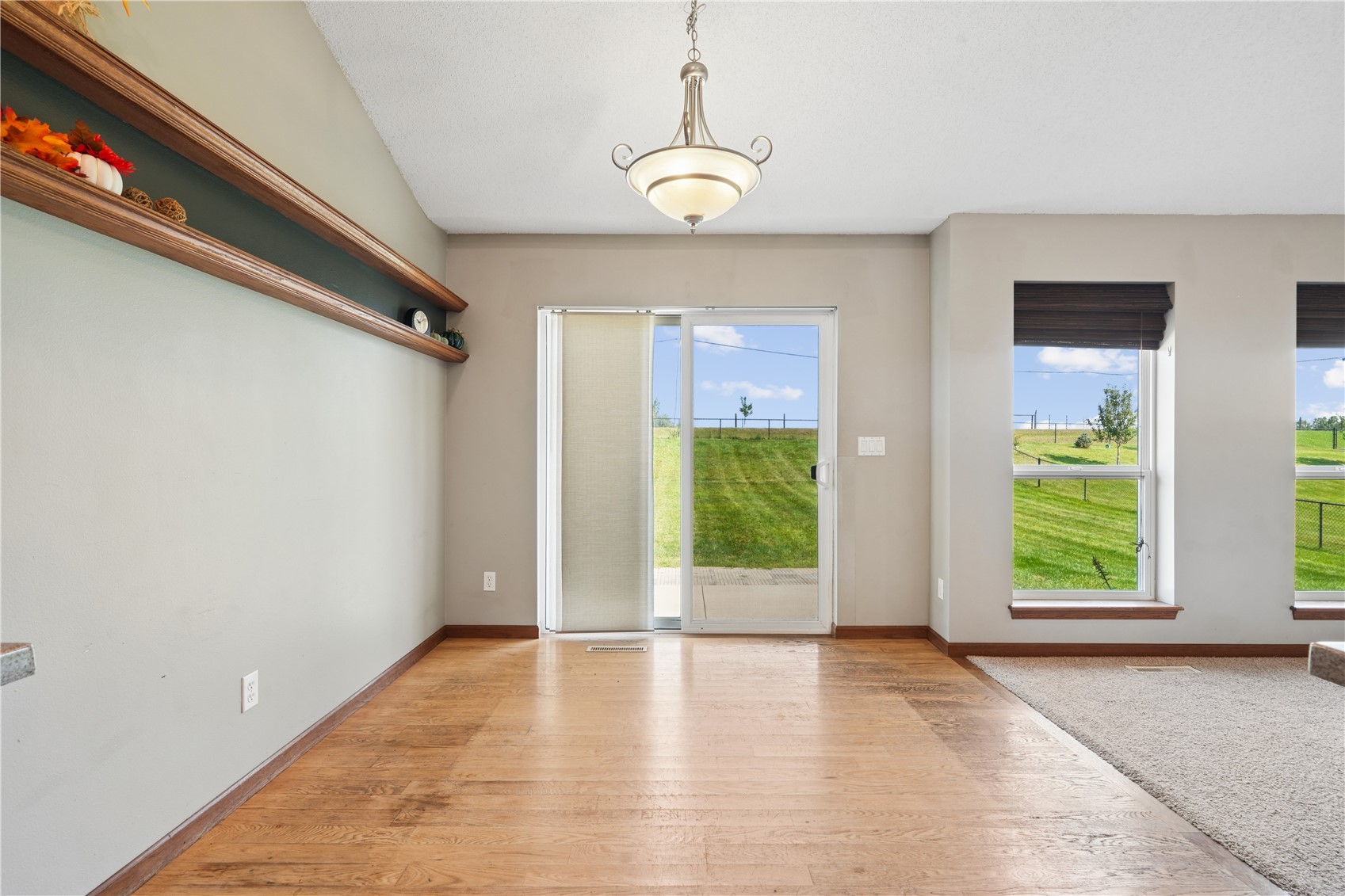 2114 Radcliffe Drive SW Cedar Rapids IA 52404