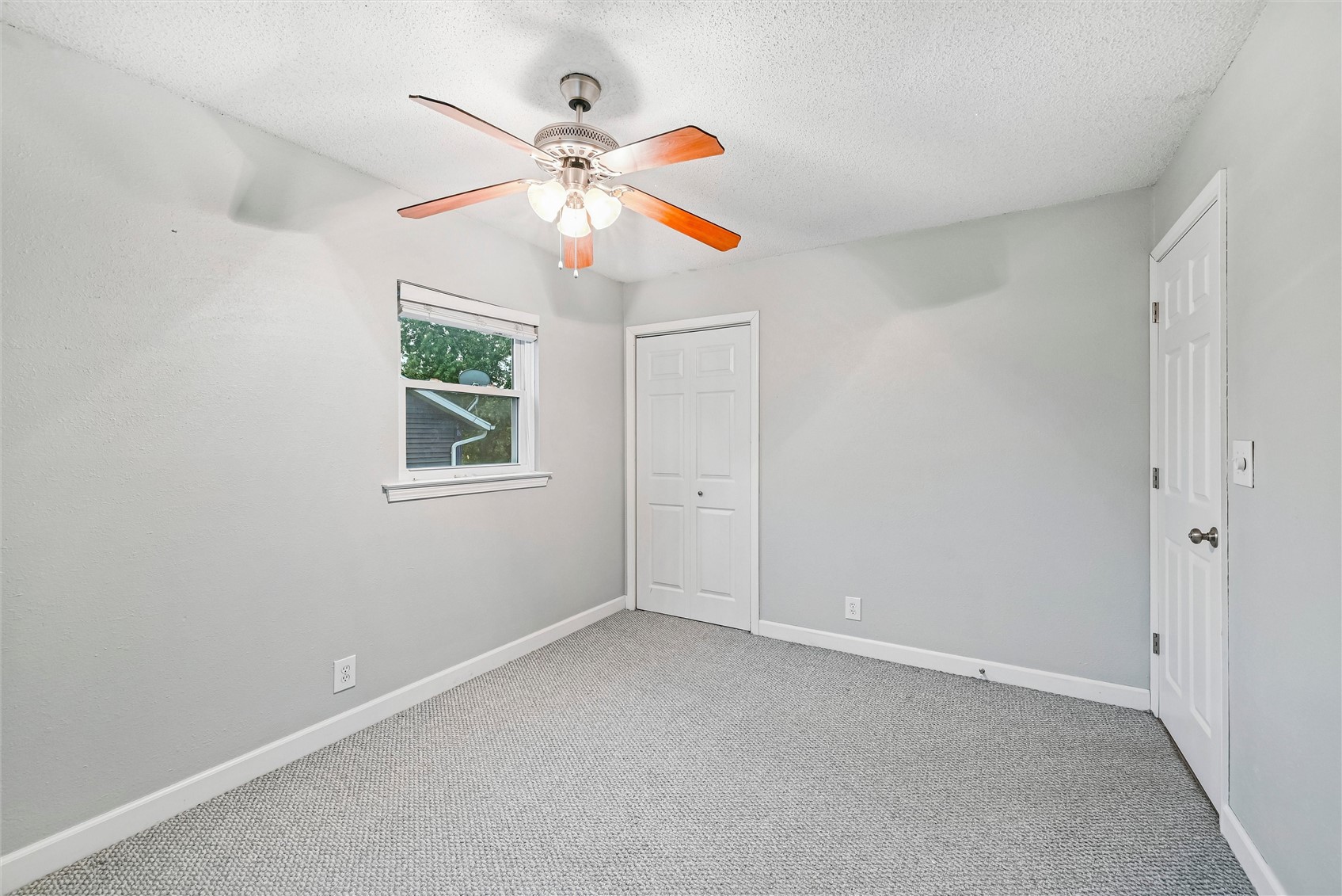 6507 Medford Lane NE Cedar Rapids IA 52402