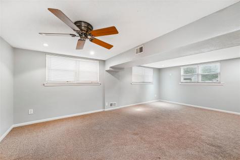 6507 Medford Lane NE Cedar Rapids IA 52402