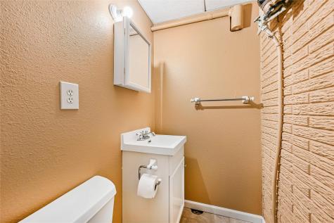 6507 Medford Lane NE Cedar Rapids IA 52402