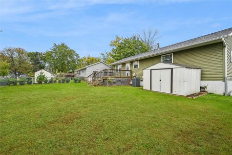 6507 Medford Lane NE Cedar Rapids IA 52402