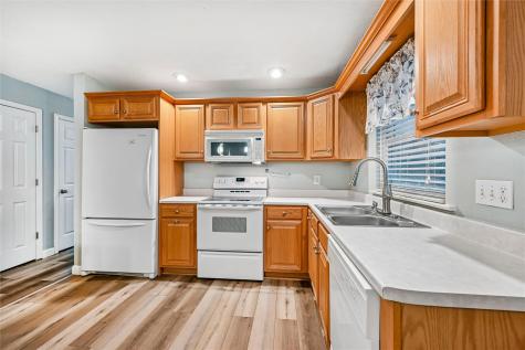 6507 Medford Lane NE Cedar Rapids IA 52402