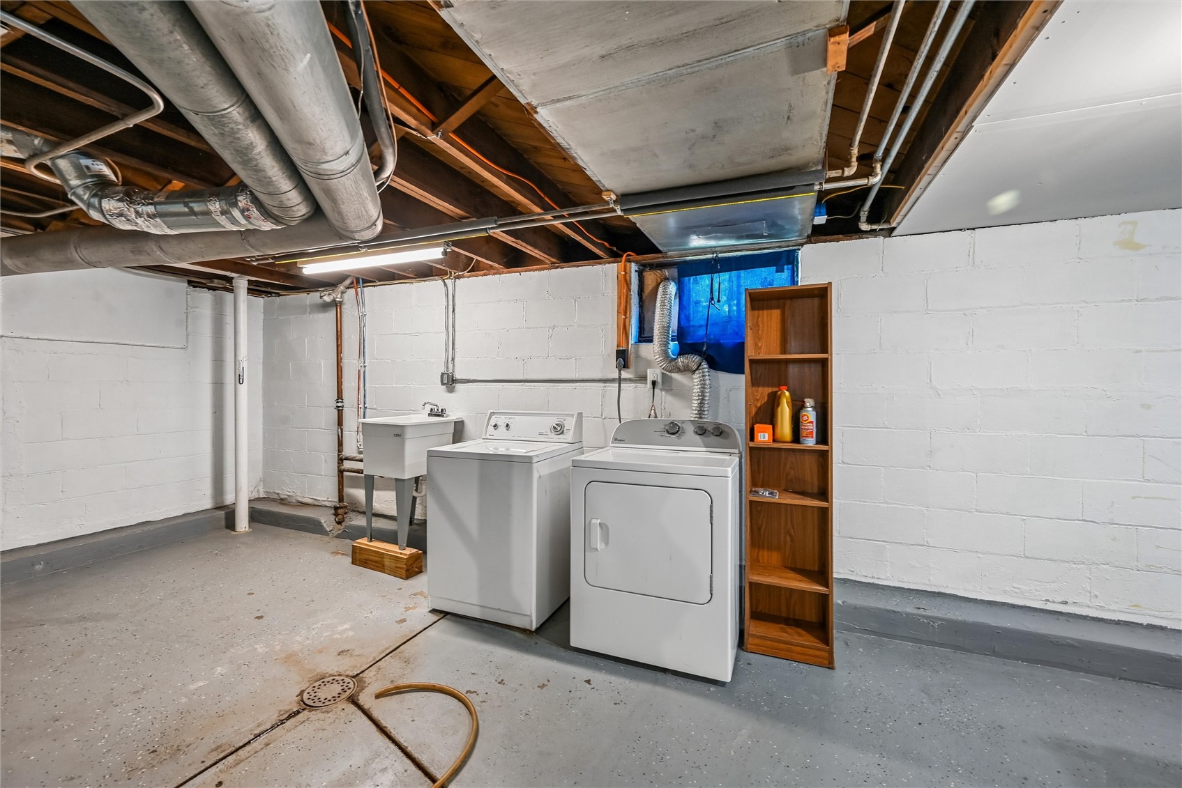 416 34th Street NE Cedar Rapids IA 52402