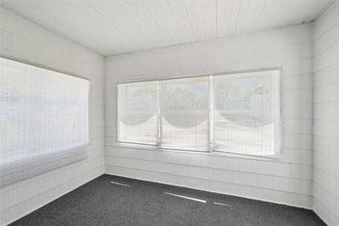 416 34th Street NE Cedar Rapids IA 52402
