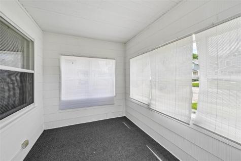 416 34th Street NE Cedar Rapids IA 52402
