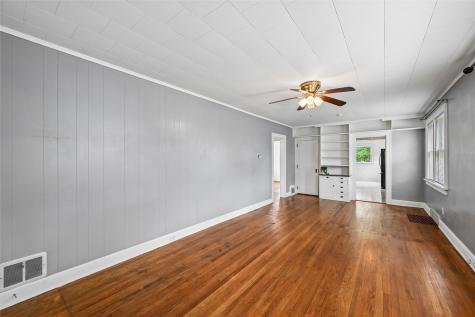 416 34th Street NE Cedar Rapids IA 52402