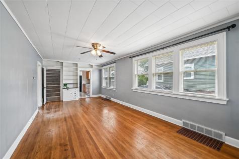416 34th Street NE Cedar Rapids IA 52402