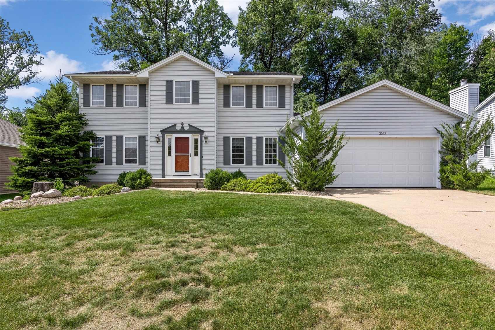 Cedar Rapids IA, 3333 Riverside Drive