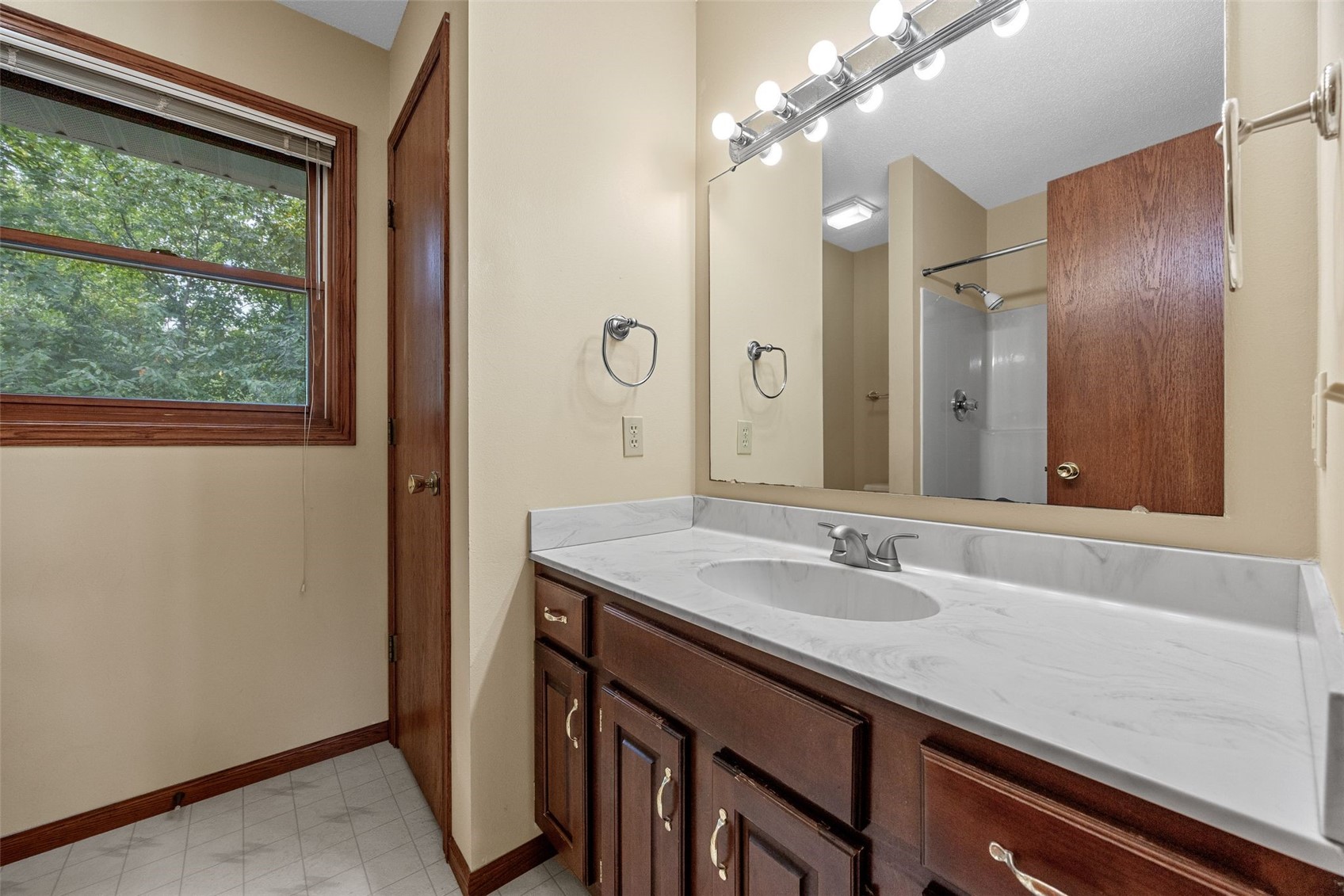 3333 Riverside Drive Cedar Rapids IA 52411