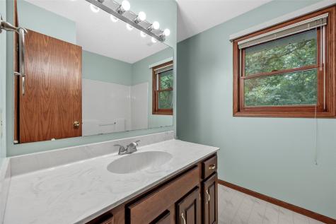 3333 Riverside Drive Cedar Rapids IA 52411