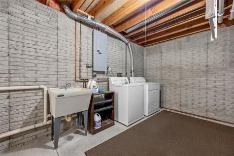 3333 Riverside Drive Cedar Rapids IA 52411