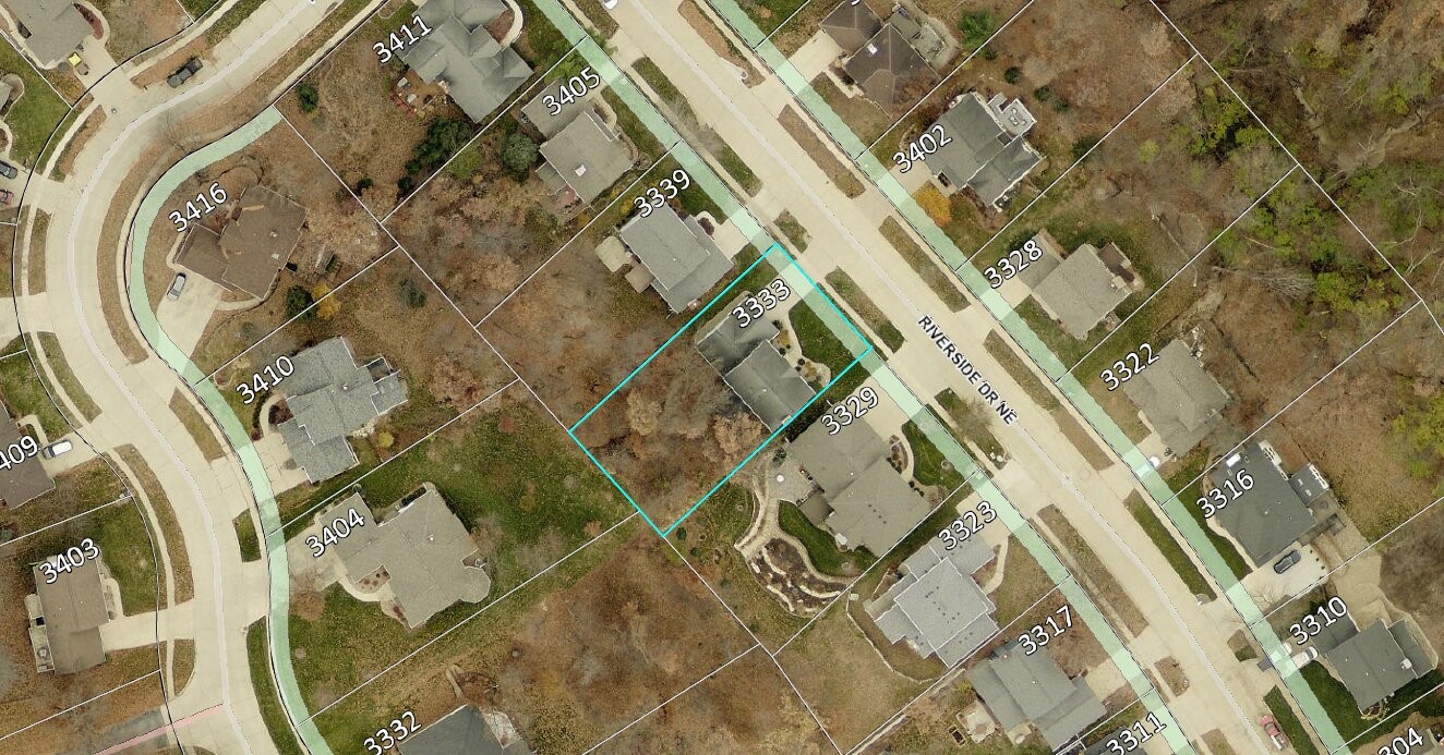 3333 Riverside Drive Cedar Rapids IA 52411