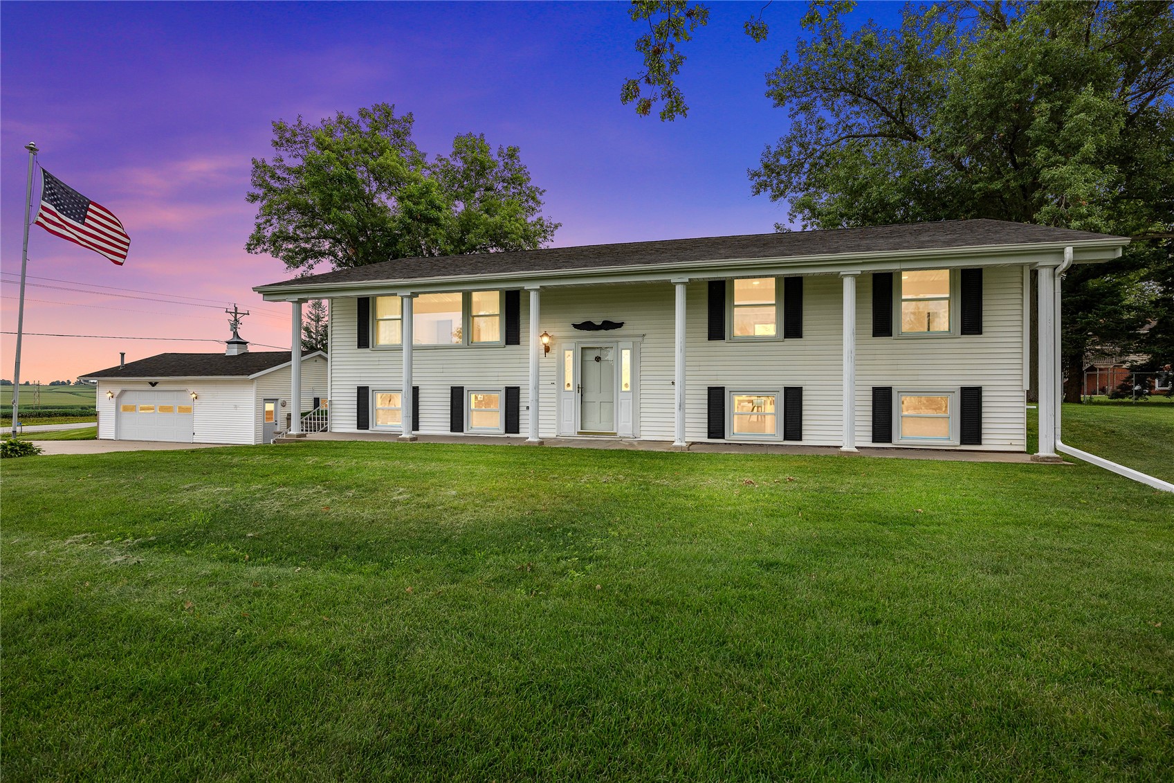 7405 Beverly Road SW Fairfax IA 52228
